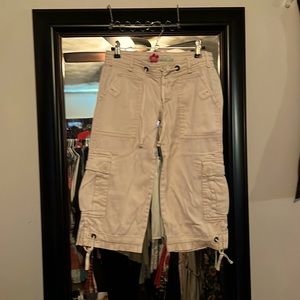 Abercrombie & Fitch vintage off-white drawstring cargo Capri 00